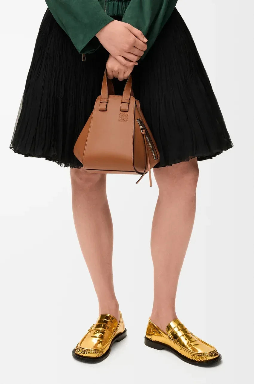 Compact Hammock bag in classic calfskin Tan - EliteLux Outlet