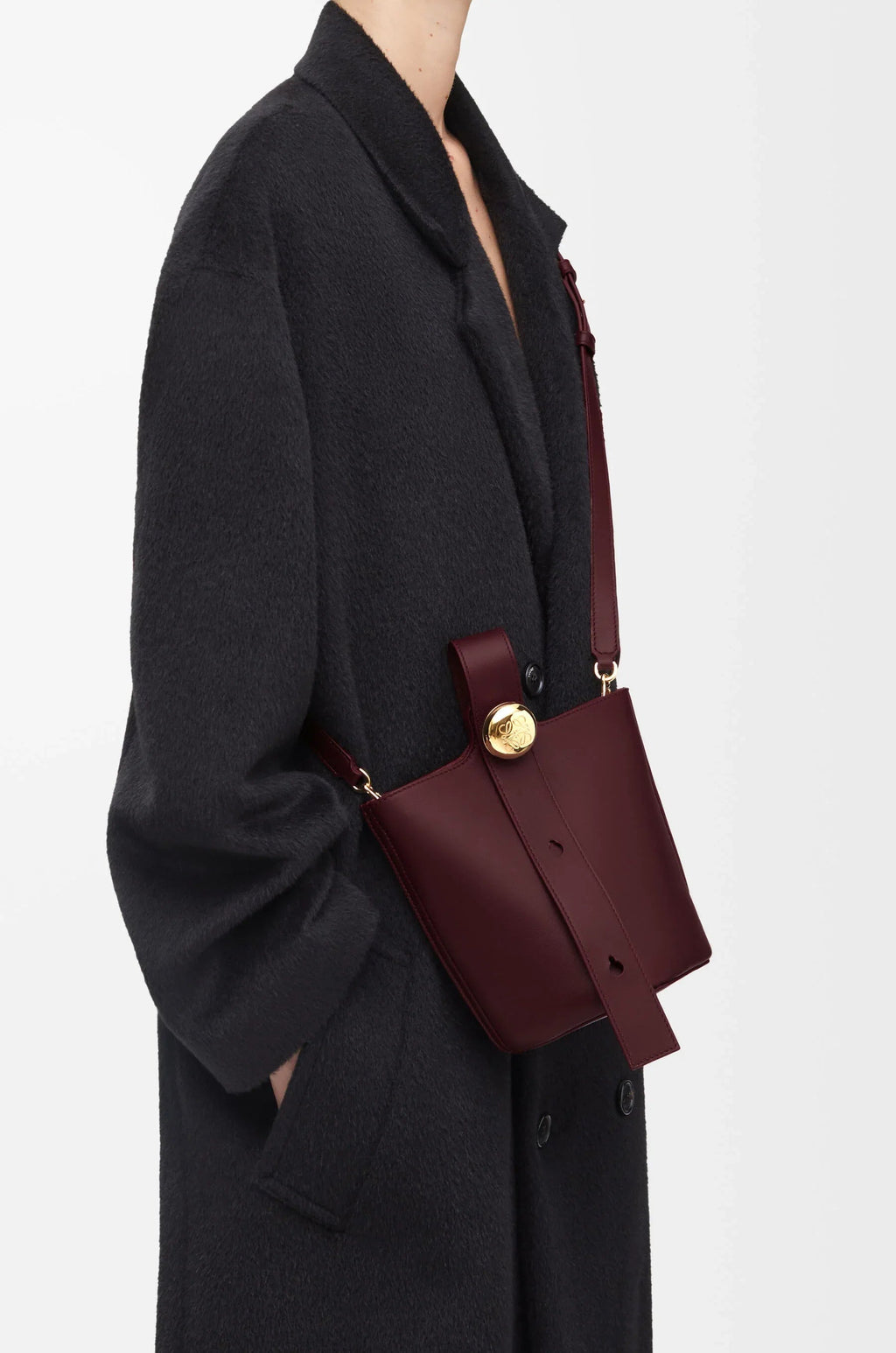 Mini Pebble bucket in smooth calfskin Dark Burgundy - EliteLux Outlet