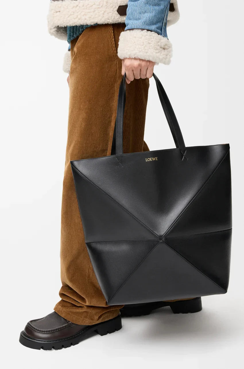 XL Puzzle Fold tote in shiny calfskin Black