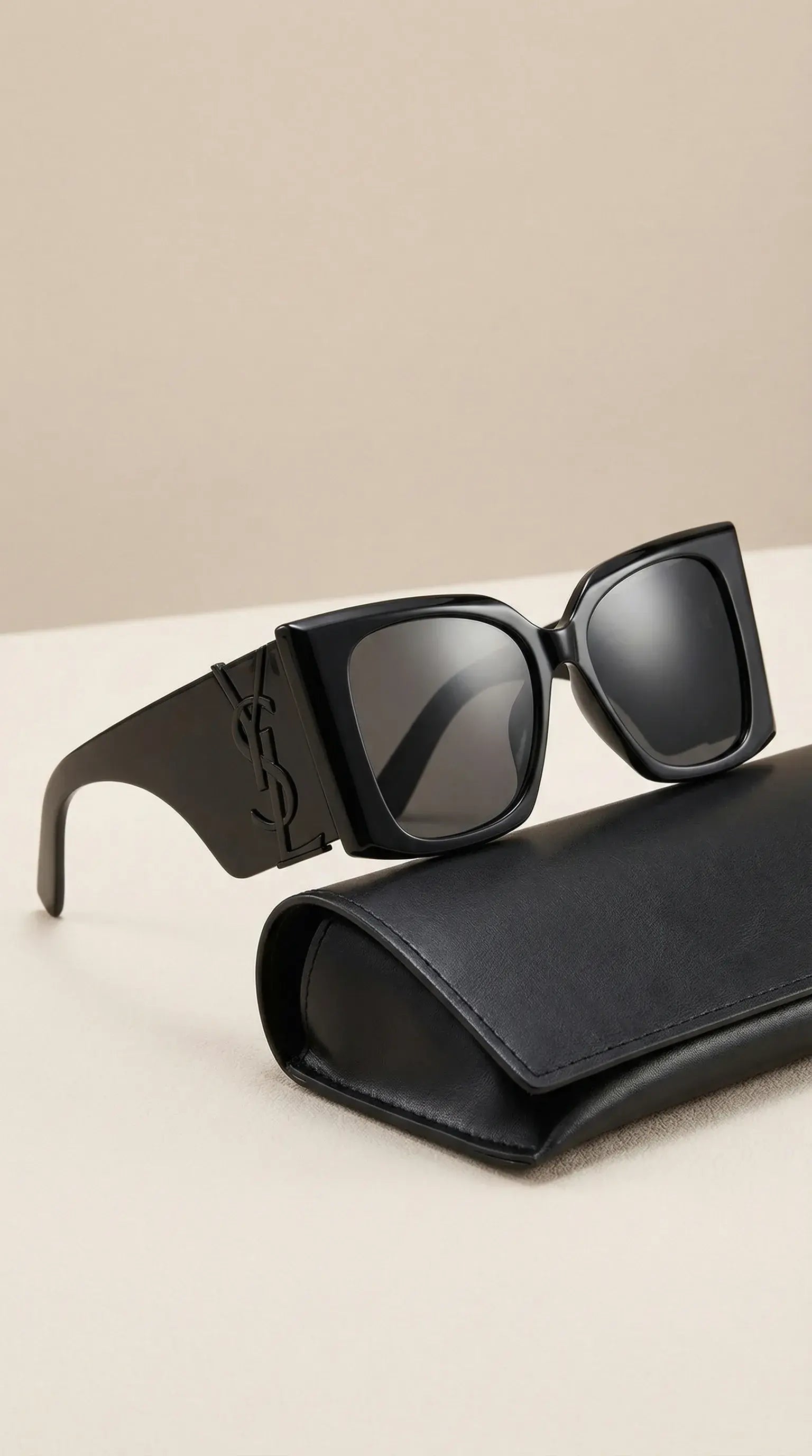 Oversized M119 Sunglasses – Black / Black Hardware